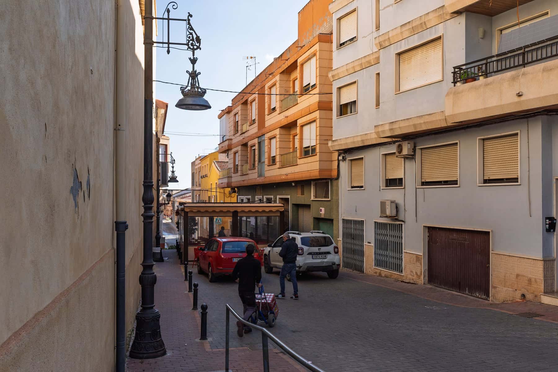 Calle Joaquín Ortuño in San Miguel de Salinas in February 2025
